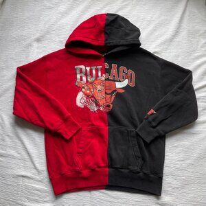 Hollister California Chicago Bulls Men’s Hoodie Red Black Size Medium Sweatshirt